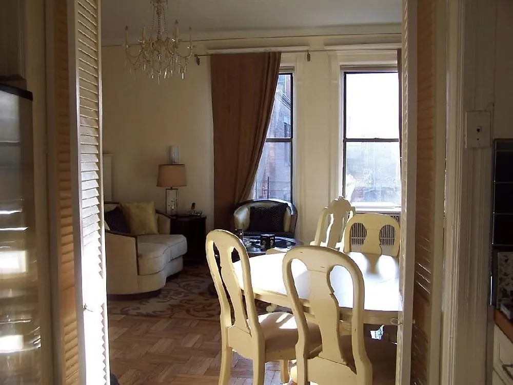 ホテル Upper West Side Brownstone ニューヨーク