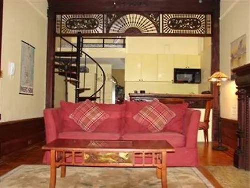 ホテル Upper West Side Brownstone ニューヨーク